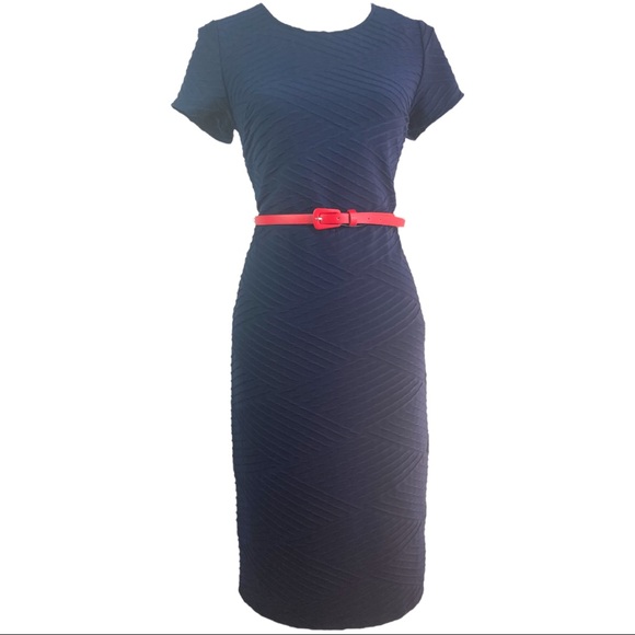 Textured Midi Sheath Dress - Picture 2 of 3